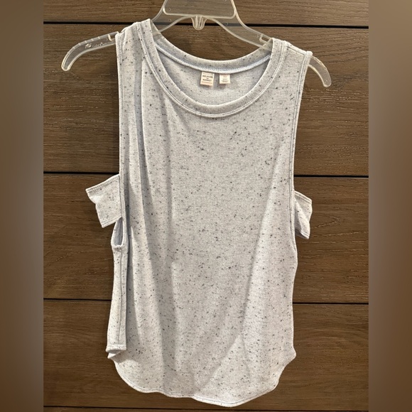 MELROSE and Market Women’s Side Cutout Sleeveless Top baby blue Sz x small. - Picture 1 of 4